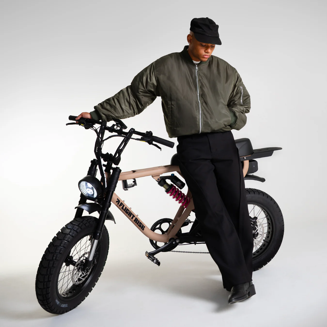 FR555 - Silver - Image 7